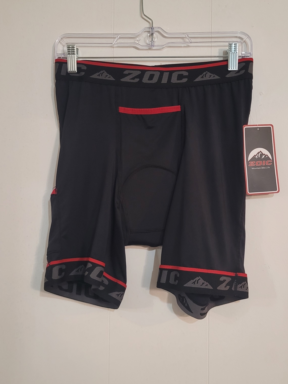Zoic  Men's Bike Cycling pants Black, Large.  NWT